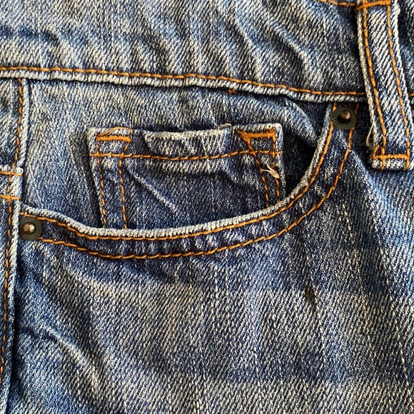 Urban Outfitters BDG mid rise slim straight jeans distressed - Picture 5 of 15